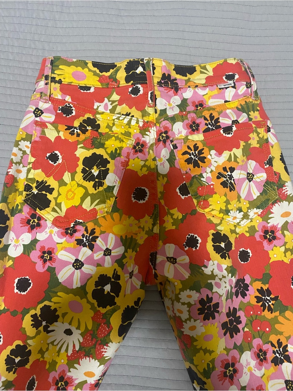 MOTHER The Mid Rise Smokin Double Flood Floral Ankle Jeans Size 25 - Picture 9 of 13